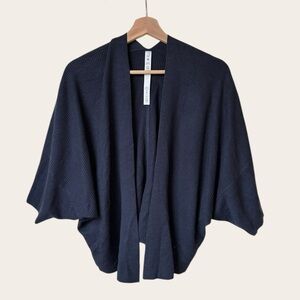 Lululemon Boxy Cashlu Knit Wrap Sweater, size M/L Heathered True Navy